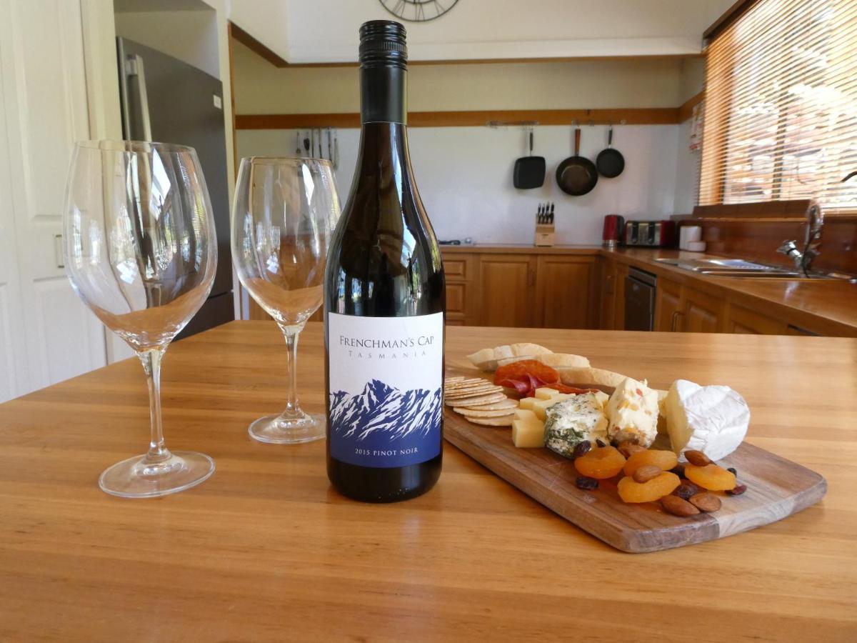 Osprey Lodge & Bungalow Eaglehawk Neck Bagian luar foto